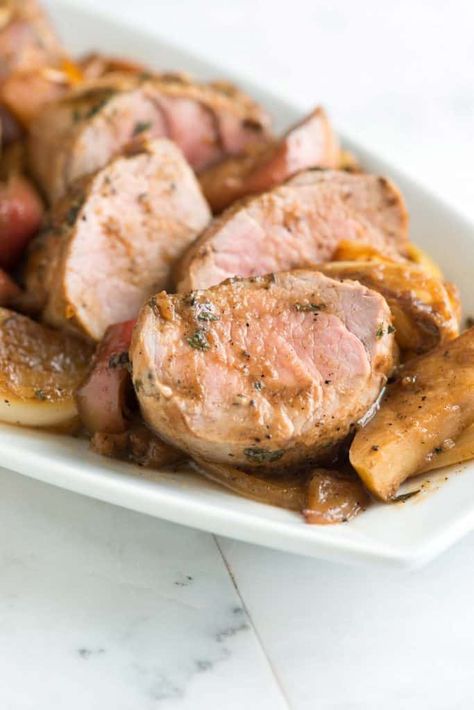 Perfect Roasted Pork Tenderloin Recipe with Apples Perfect Roast Pork, Recipe With Apples, Easy Pork Tenderloin Recipes, Roasted Pork Tenderloin Recipes, Easy Pork Tenderloin, Apple Pork Tenderloin, Roasted Pork Tenderloin, Healthy Pork, Pork Tenderloin Recipe