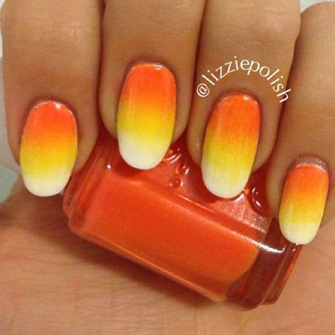 Halloween Nail Art Designs Halloween Ombre, Corn Nails, Candy Corn Nails, Pattern Nails, Cotton Candy Nails, Manicured Nails, Heart Makeup, Mirrored Vanity, Fall Candy