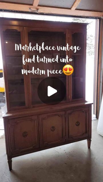 7,629 likes, 305 comments - the_curated_attic on September 23, 2022: "Vintage hutch turned into a modern piece of furniture 😍
Let me know what you think in the comments! 
Questions? Shoot! 

#vintagefurniture #vintagestyle #modernfurniture #modernstyle #moderninteriordesigner #modernspace #bohofurniture #bohointeriors #bohoinspo #canefurniture #diy #diyinspo #diyinspiration #furniturepainting #diypainting #upcyclefurniture #yxe #canada #saskatchewan #saskatoon #smallbusinesssaskatchewan". Hutch In Living Room, Hutch Top Makeover, Hutch Decorating Ideas, Canada Saskatchewan, Vintage Hutch, Hutch Makeover, Hutch Decor, Cane Furniture, Boho Furniture