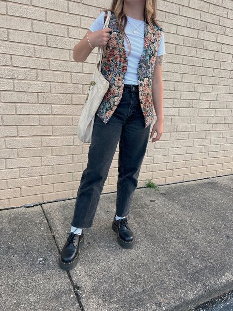 Thrifted Vest Outfit, Midsize Vest Outfit, Women’s Vest Top Outfit, Queer Office Fashion, Grunge Teacher Outfits, Floral Vest Outfit, Doc Marten Outfits, Vintage Vest Outfit, Homecoming Fits