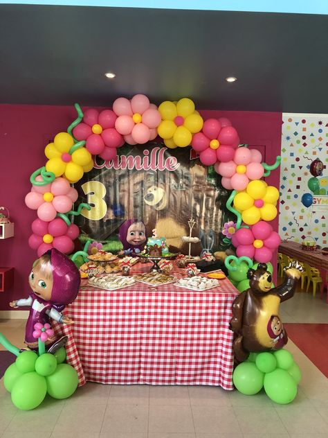 Diy Masha And The Bear Party Ideas, Masha And The Bear Party Ideas Birthdays, Masha And The Bear Party Decoration, Masha Birthday Party Decoration, Masha And The Bear Birthday Decoration, Masha And The Bear Party Ideas, Thomas Birthday Cakes, Marsha And The Bear, Birthday Balloons Pictures