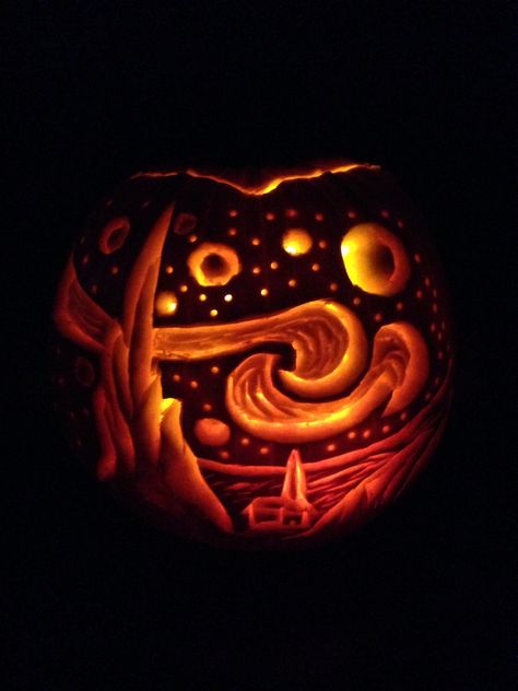 Van Gogh - 2014 pumpkin carving by me :) Pumpkin Faces, Painted Pumpkins, Pumpkin Carving, Van Gogh, Carving, Van, Halloween, Art