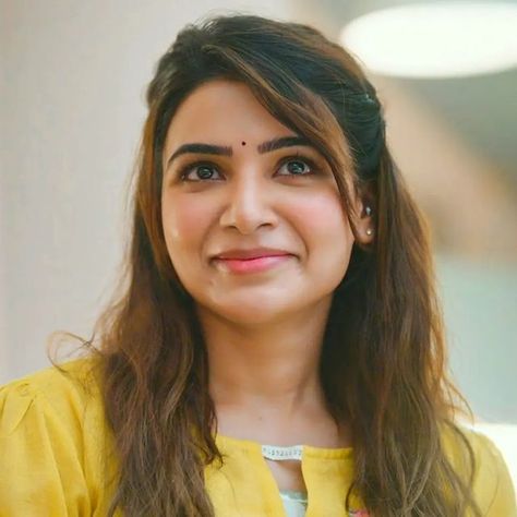 Samantha Photos In Saree, Samantha Cute Pics, Samantha Cute, Samantha Prabhu, Hd Cover Photos, Samantha Ruth Prabhu, New Images Hd, Attitude Girl, Samantha Images