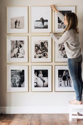 25+ Creative Ways to Organize Photos on a Wall | momooze Hanging Pictures On The Wall, Large Dining Room, Retro Home Decor, Dining Room Walls, Wall Gallery, Hanging Pictures, Picture Frame Wall, Retro Home, Home Decor Pictures