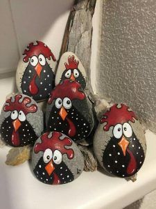 Painted Chickens, Rooster Painting, Painted Rock Animals, Fairy Garden Crafts, Art & Craft Paint, Diy Watercolor Painting, Pet Rocks, Diy Watercolor, Rock Chic