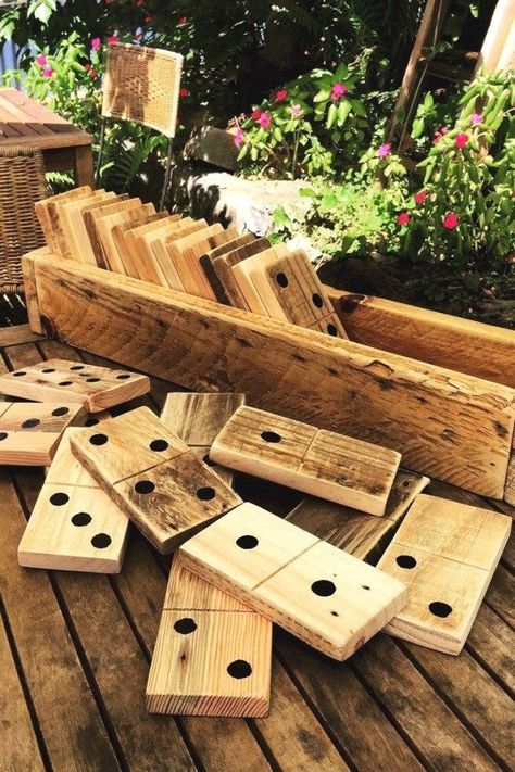 Kids Woodworking Projects, Projek Diy, Projek Kayu, Pallet Lounge, Kerajinan Diy, Pallet Furniture Designs, Pallet Patio Furniture, Pallet Patio, Pallet Projects Furniture