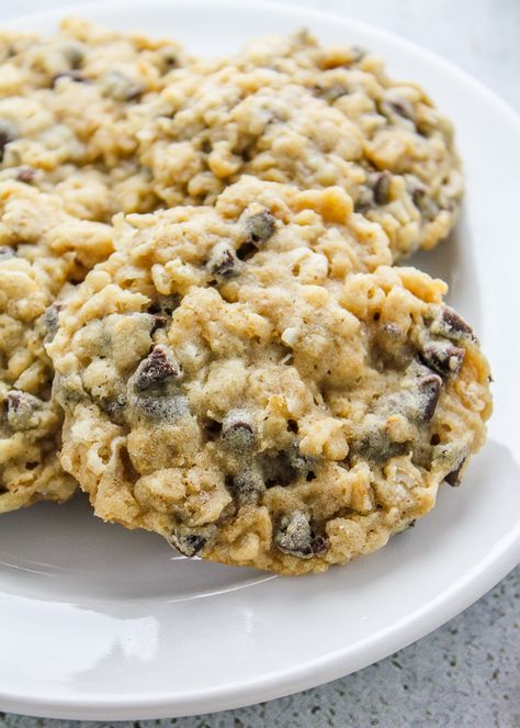 Cookies With Cereal In Them, Ranger Cookies Recipe, Ranger Cookie, Ranger Cookies, Cowboy Cookie Recipe, Chocolate Chip Pecan Cookies, Texas Ranger, Oatmeal Chocolate Chip, Oatmeal Chocolate