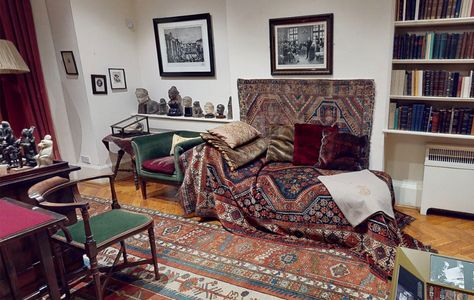 Freud Museum London - The Home of Sigmund Freud Freud Museum London, Freud Theory, Anna Freud, Hampstead London, Studying Medicine, Online Stories, Dream Interpretation, Museum Shop, Sigmund Freud