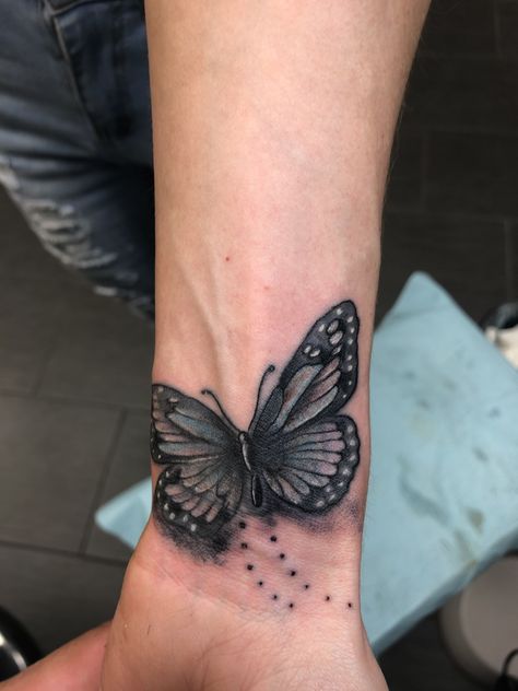 Wrist Cuff Tatoos, Cover Wrist Tattoo, Inner Wrist Tattoo Cover Up Ideas, Wrist Name Coverup Tattoos, Cover Up Tattoos Butterfly, Wrist Cover Up Tattoos Men, Inner Wrist Cover Up Tattoos For Women, Wrist Tattoo Cover Up For Women, Butterfly On Wrist Tattoo