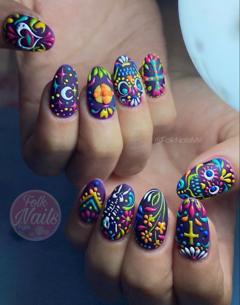 Mexican Nail Art Designs, Fiesta Theme Nails Mexican, Catrina Nails Design, Folk Nail Art, Mexico Nail Art, Mexican Embroidery Nails, Mexicana Nails, Coco Nails Disney, Mexican Design Nails