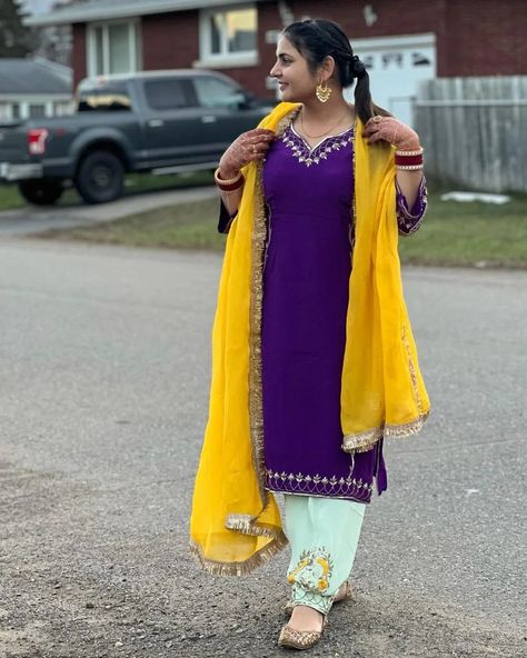 Her smile ❤️‍🩹❤️‍🩹 New Punjabi Suit Design 2024, Suit Designs Indian Style Latest, Suit Designs Indian Style, Latest Punjabi Suits, Suits Design, Punjabi Suit, Suit Design, Work Suits, Designer Dresses Casual