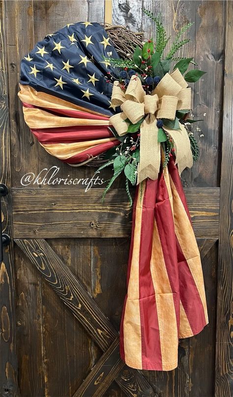 American Flag Wreath Diy Front Doors, Flag Wreath Diy, Patriotic Flag Wreath, Vine Wreaths, Patriotic Crafts Diy, American Flag Crafts, Americana Crafts, American Flag Wreath, Blue Front Door