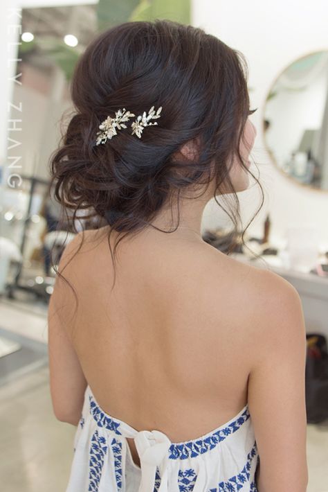 Bridal Up Do Dark Hair, Asian Hair Wedding Styles, Hair Down Bridal Styles Medium Length, Soft Romantic Hairstyles, Soft Romantic Wedding Hair, Loose Updo Wedding Brunette, Bride Hairstyles Brunette, Brunette Updo Wedding, Wedding Hair Asian