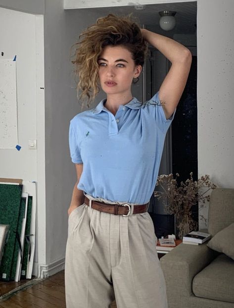 Blue Polo Shirt Outfit Women, Polo Women Outfit, Polo Outfit Women's, Polo Shirt Outfit, Rich Outfits, Polo Shirt Outfits, Polo Outfit, Uni Outfits, Casual Day Outfits