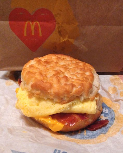 Richard Reviews Everything : McDonald's Bacon, Egg & Cheese Biscuit Mc Donalds Breakfast, Mcdonald’s Breakfast, Bean And Cheese Burrito, Flatbread Sandwiches, Mcdonald French Fries, Garlic Pasta Sauce, Mcdonalds Chicken, Cheese Biscuit, Bacon Egg Cheese