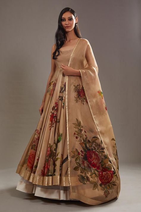 Floral Indian Outfit, Floor Length Dresses Indian, Grey Lengha, Beige Anarkali, Cotton Anarkali Dress, Floral Anarkali, Anarkali Churidar, Stitch Dress, Indian Bridal Photos