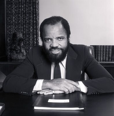 Berry Gordy African American Inventors, Motown Records, Berry Gordy, Black Life, Booker T, Black Celebrities, Black Music, Diana Ross, Birth Year