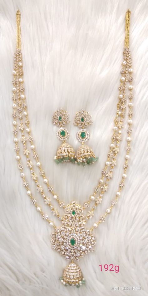 White Stone Necklace Indian Gold, Pearl Haram, Simple Diamond Jewelry, Necklace Set Indian Bridal Jewelry, Pearl Jewelery, Ruby Necklace Designs, Temple Jewellery Earrings, Stone Jewellery Designs, Wedding Jewelry Sets Bridal Jewellery