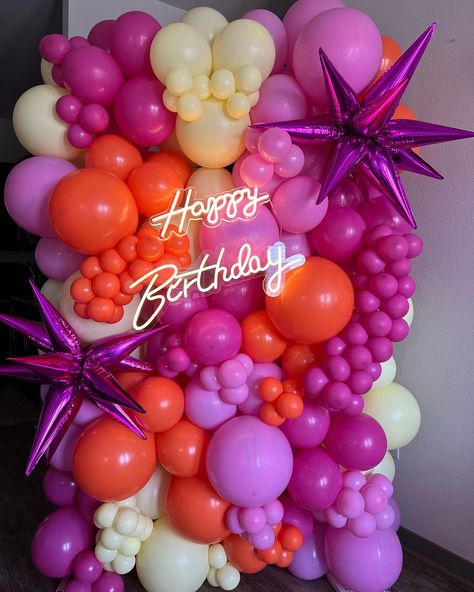 Birthday Party Colors For Women, Miami Balloon Garland, Frida Party Decoration, Small Balloon Arch For Table, Vibrant Party Decor, Vibrant Birthday Party, Birthday Party Color Schemes For Women, Birthday Party Color Schemes, Party Colour Themes