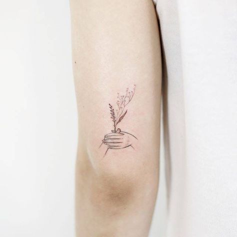 Two Hands Tattoo Ideas, Hands Holding Flowers Tattoo, Hand Holding Flower Tattoo, Two Hands Tattoo, Small Symbol Tattoos, Anatomy Tattoo, Small Foot Tattoos, Cross Tattoos For Women, Small Quote Tattoos