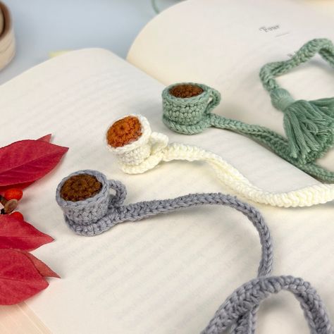 Rio Handmade Crochet Teacup Bookmark - A Unique Gift for Teachers and Tea Lovers Crochet Gift For Book Lover, Crochet Office Decor, Crochet Book Marks, Teacup Bookmark, Amigurumi Bookmark, Bookmarks Crochet, Crochet Bookmarks Free Patterns, Easy Crochet Bookmarks, Book Crochet