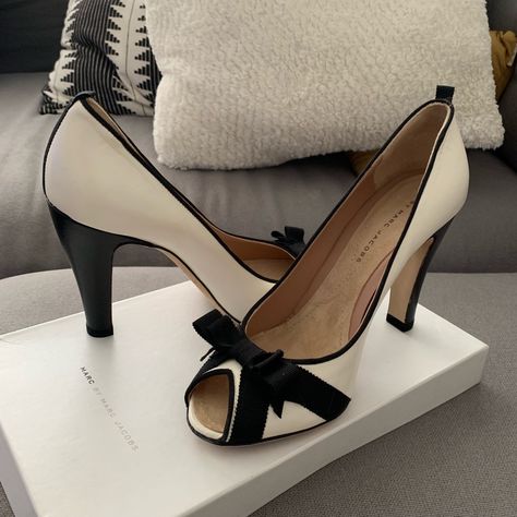 Brand New In Box, Adorable Pumps. Color Is More Of An Ivory. White Pumps Outfit, Manolo Blahnik Mary Jane, 2024 Shoes, Work Heels, Black And White Heels, Marc Jacobs Shoes, Shoes Heels Classy, Cute Shoes Heels, Fancy Shoes