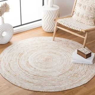 SAFAVIEH Handmade Braided Luzie Round Rug - Bed Bath & Beyond - 33781519 Cottage Rugs, Casual Decor, Braided Area Rugs, Contemporary Bedroom Decor, Country Living Room, Pink Area Rug, Round Rug, Brown Area Rugs, Brown Rug