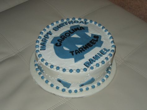 Heels Birthday, Diy For Him, Grad Cakes, Holiday Heels, Carolina Tarheels, Tar Heel, Basketball Birthday, Cake Central, Unc Tarheels