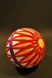 May2009_455 | NanaAkua | Flickr Tamari Ball, Temari Patterns, Temari Ball, Temari Balls, Yoga Studio Design, Japan Crafts, Traditional Japanese Art, Thread Art, Circle Art