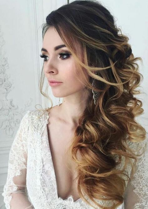 Wedding Hair Side, Side Swept Hairstyles, Vintage Wedding Hair, Side Hairstyles, Wedding Hairstyles Half Up Half Down, Wedding Hair Inspiration, Wedding Hair Down, A Wedding Dress, Wedding Hairstyles For Long Hair