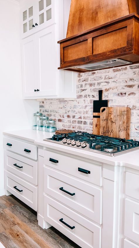 Farmhouse Kitchen White Appliances, Brick And Copper Kitchen, Kitchen Backsplash Modern Farmhouse, Farmhouse Chic Kitchen, Backsplash Kitchen White Cabinets, Brick Backsplash Kitchen, White Kitchen Appliances, Custom Farmhouse, Farmhouse Renovation