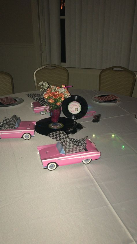 Vintage Aesthetic Birthday Party, Grease Quinceanera Ideas, 1950 Centerpieces, Elvis Party Favors, 50s Theme Table Centerpieces, 90s Theme Cake, 50s Birthday Party Theme, 50s Birthday Party Theme 1950s Table Decorations, 1950s Birthday Party