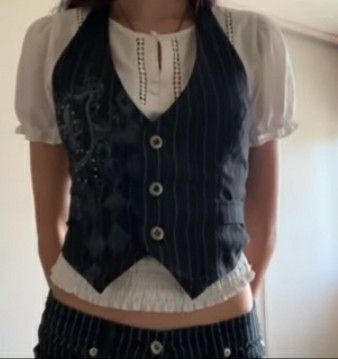 black patterned y2k grunge buttoned striped aesthetic vest Pinstripe Vest Women Outfit, Striped Vest Outfit, Stripe Vest Outfit, Aesthetic Vest, Y2k Vest, Pinstripe Vest, Striped Vest, Fun Clothing, Sixth Form