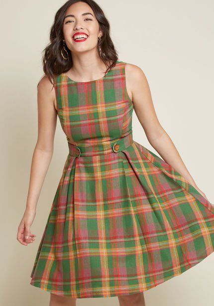 Something Sixties Cotton-Linen Dress in Plaid Short Frocks For Women, Short Frocks, Design Kurta, Casual Frocks, Cotton Frocks, Frock Fashion, Frock Patterns, Frock For Women, Girls Frock Design