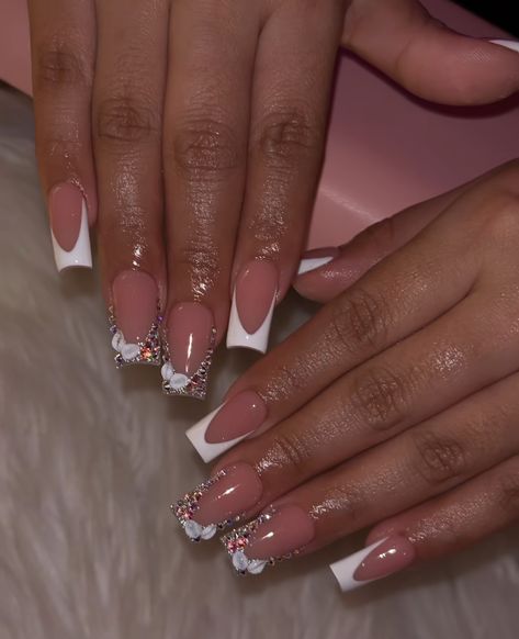 Birthday Nails French Tip Rhinestone, Denim And Diamonds Nail Ideas, Acrylic Nails With Gems, Anniversary Nails, Diamond Nail Designs, Gel Toe Nails, Glamour Nails, Basic Nails, Work Nails