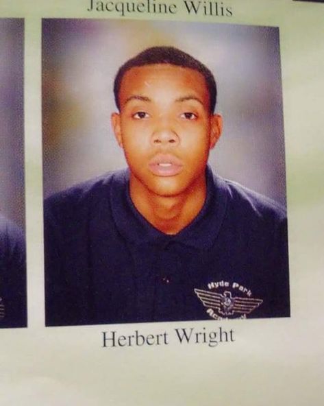 G herbo only came to school for picture day Lil Bibby, Rap Album Covers, G Herbo, Parody Videos, Rap Albums, Black Men Street Fashion, Men Street Fashion, Black Hollywood, Cute Rappers