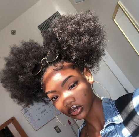 Melanin Makeup, 4c Hair, Makeup And Hair, The Beauty, Natural Hair, We Heart It, Hairstyles, Lost, Makeup