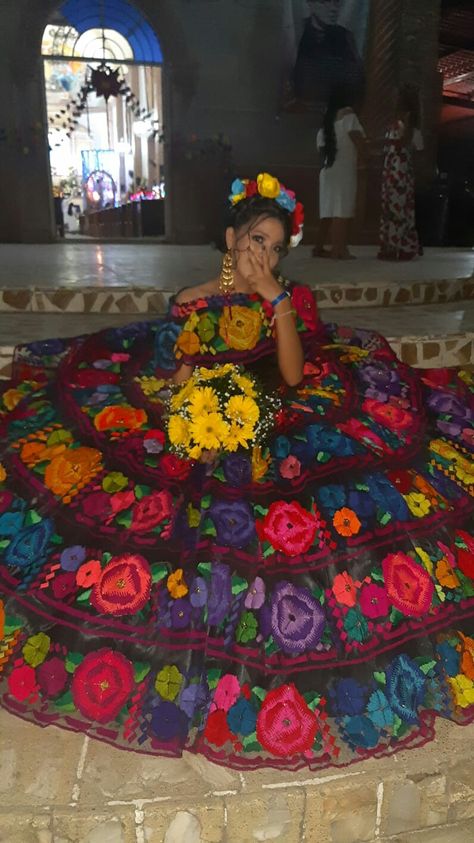 Mexican Culture Clothes, Mexican Dresses Quinceanera, Folklorico Aesthetic, Mexican Dance Dress, Mariachi Quinceanera Dress, Chiapas Dress, Purple Quinceanera Theme, Mexican Traditional Clothing, Surprise Dance Outfits