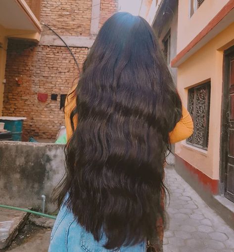 Lazana Maharzn on Instagram: "It's okay to be a little obsessed with your hair 😉💖 #hairgrowth #longhairjourney #longhaircommunity #longhairnepal" Hip Length Hair, Watercolour Hair, Long Hair Community, Long Shiny Hair, Long Indian Hair, Long Healthy Hair, Really Long Hair, Medium Long Hair, Indian Hair