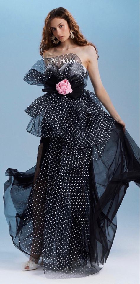 Dot By Dot, Tulle Bow, Black Is Black, Tres Chic, Love Flowers, Long Dresses, Gowns Dresses, Long Dress, Fashion Show