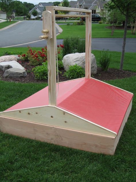 Sandboxes - CRAFTER'S WORKSHOP Pallet Sandbox, Sandbox Ideas, Sand Boxes, Sandbox Cover, Backyard Sandbox, Diy Sandbox, Backyard Kids Play Area, Natural Playground, Yard Games