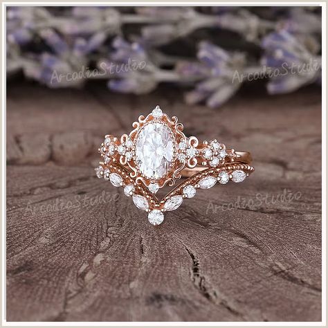 Celebrate your love with the perfect symbol from Amazon's collection of wedding bands. Vintage Moissanite Engagement Ring, Gold Moissanite Ring, Floral Wedding Ring, Floral Wedding Bands, Rose Gold Moissanite Ring, Unique Engagement Ring Settings, Cute Engagement Rings, Future Engagement Rings, Moissanite Engagement Ring Oval