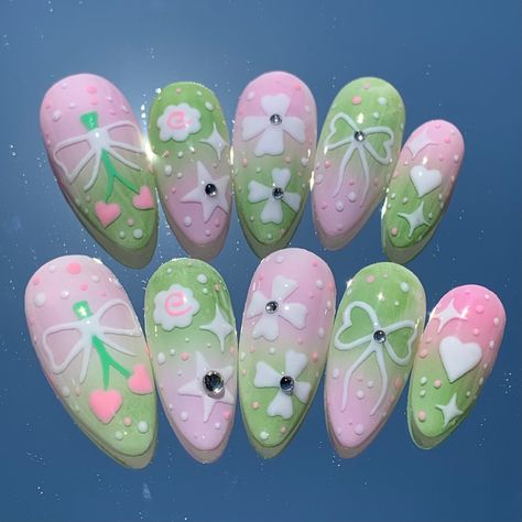 🥝🍥 Bubblegum Kiwi 🍥🥝 Cute pink and green ombré nails; perfect for the summertime 💖 ♡ Each set includes: ♡ * 10 custom nails * Mini nail filer * Mini nail buffer * Nail glue  * Nail adhesive/stickers * Cuticle pusher * Alcohol prep wipe ♡ Standard Size: ♡ * XS (3, 6, 5, 7, 9) * S ( 2, 5, 4, 6, 9) * M (1, 5, 4, 6, 8) * L (0, 4, 3, 5, 7) ♡ Custom Size: ♡ If your nails does not match the standard size, then we do accept custom nail sizes. Please make sure to leave a note of your own measurement Nail Design With Pink Base, Green Pink Nail Designs, Neon Pink Design Nails, Green Nails Korean Style, Nail For Kids Cute, Elf Inspired Nails, Pink Frog Nails, Mystical Nails Green, Watermelon Short Nails