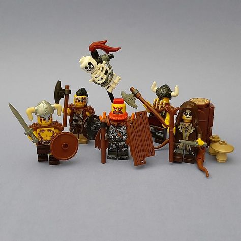 Lego Medieval Minifigures, Lego Fantasy Minifigures, Lego Figbarf, Rampage Movie, Lego Kingdoms, Medieval Lego, Lego Dnd, Lego Warhammer, Lego Room Decor