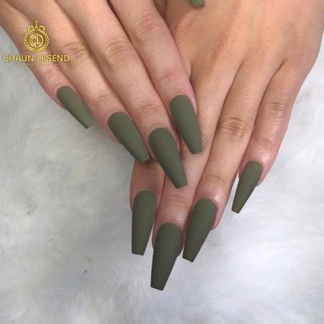 Matte Nail Designs Ideas, Matte Green Nails, Coffin Nails Matte, Matte Nail, Fall Nail Art Designs, Nail Designs Ideas, Matte Nails Design, Fall Acrylic Nails, Green Nail