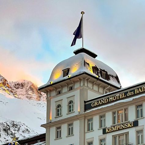 Kempinski St. Moritz on Instagram: "Only less than 6 weeks to go to see winter wonderland with us at Kempinski St. Moritz!! 📸 @yimmymiazweyer #kempinski #kempinskistmoritz #swissalps #visitswitzerland #switzerland #autumn #season #summer #mountains #holiday #vacation #travel #hotel #nature #stmoritz #sky #christmas #colorful #photooftheday #natur #landscape_captures #natureza #landscapephotography #snow #nature_perfection #swissmountains #winter #view #switzerland🇨🇭" Switzerland Autumn, Summer Mountains, Winter View, Snow Nature, Christmas Colorful, Visit Switzerland, St Moritz, Travel Hotel, Work Hard Play Hard