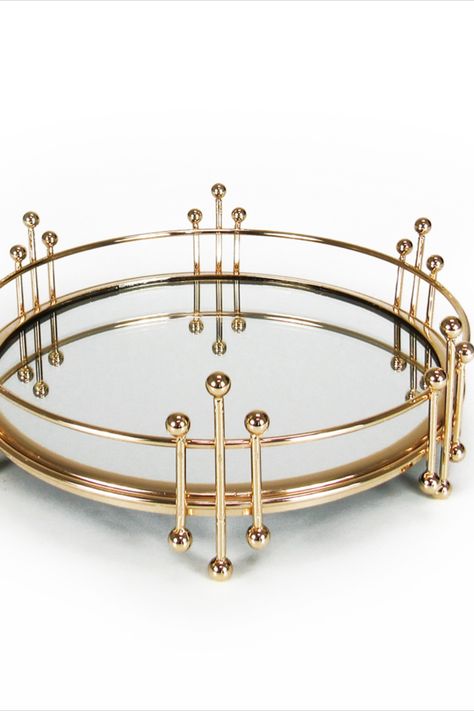 Gold Tray Decor, Designer Tray, Golden Furniture, Cakes Decor, Crockery Design, Makeup Tray, Statement Decor, Home Decor Boxes, Contemporary Glam