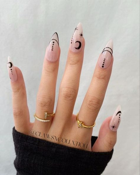 Paznokcie Hello Kitty, Unghie Sfumate, Witch Nails, Boho Nails, Witchy Nails, Simple Fall Nails, Space Nails, Hippie Nails, Nagel Tips