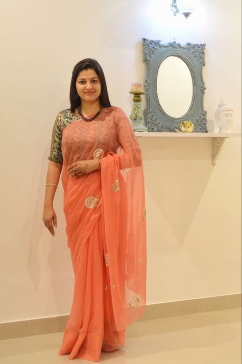 Peach chiffon saree, brocade blouse Gota Patti Work, Brocade Blouse, Brocade Blouses, Chiffon Saree, Desi, Avatar, Chiffon, Saree