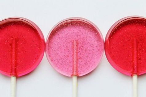 kissinqfresh: even with your imperfections you can do anything... Red Candies, Hard Candy Lollipops, Candy Lollipops, Candy Sweet, Cerise Pink, Pink Sparkly, Pink Bling, Everything Pink, Sweet Candy